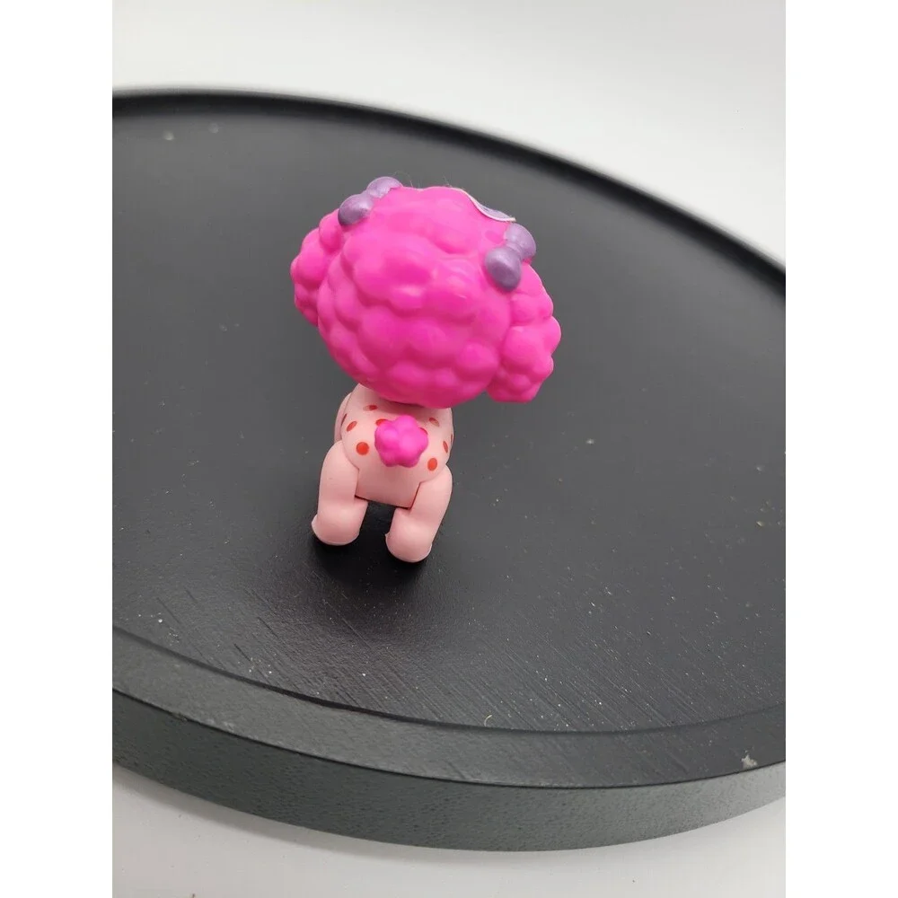 LOL PET RESCUE Series 1 Mystery Collectable Capsule ZURU - Magenta